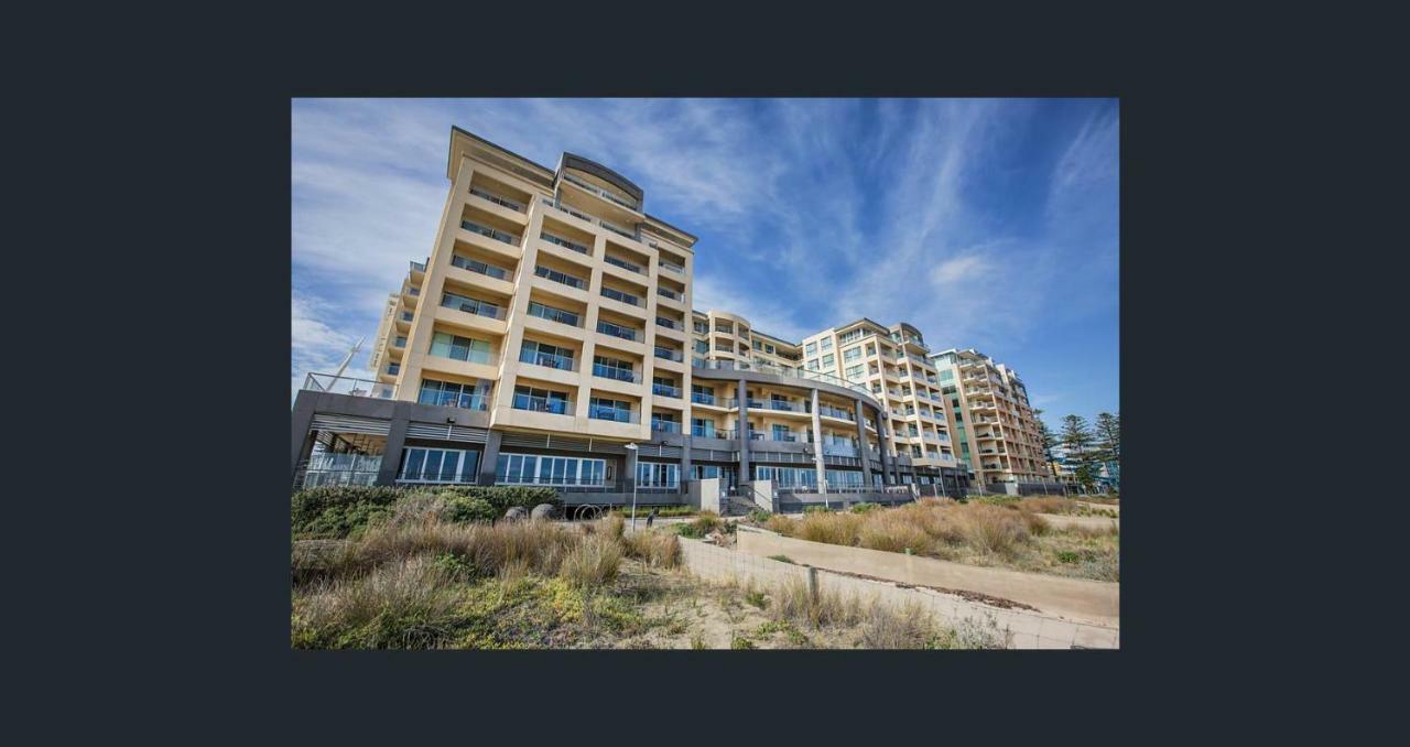 Beachside Luxury Apartments One & Two Bedroom In Beachfront Oaks Pier Building Glenelg Exteriér fotografie